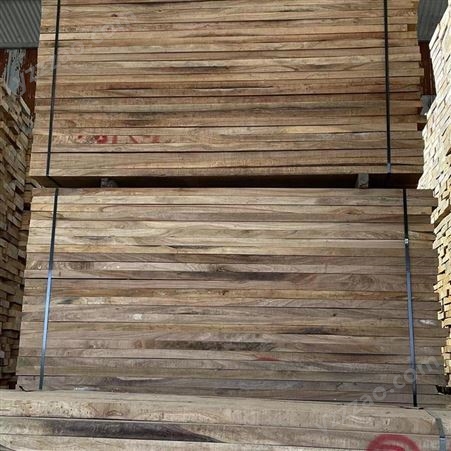 景弘定制各种规格榆木烘干板材 优质原材料供应